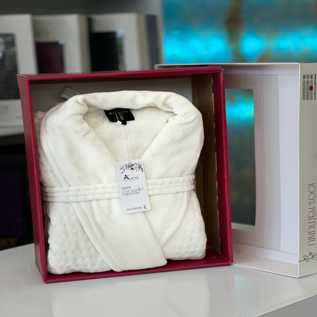 حوله تنپوش ARTAN سایز مدیوم (02)