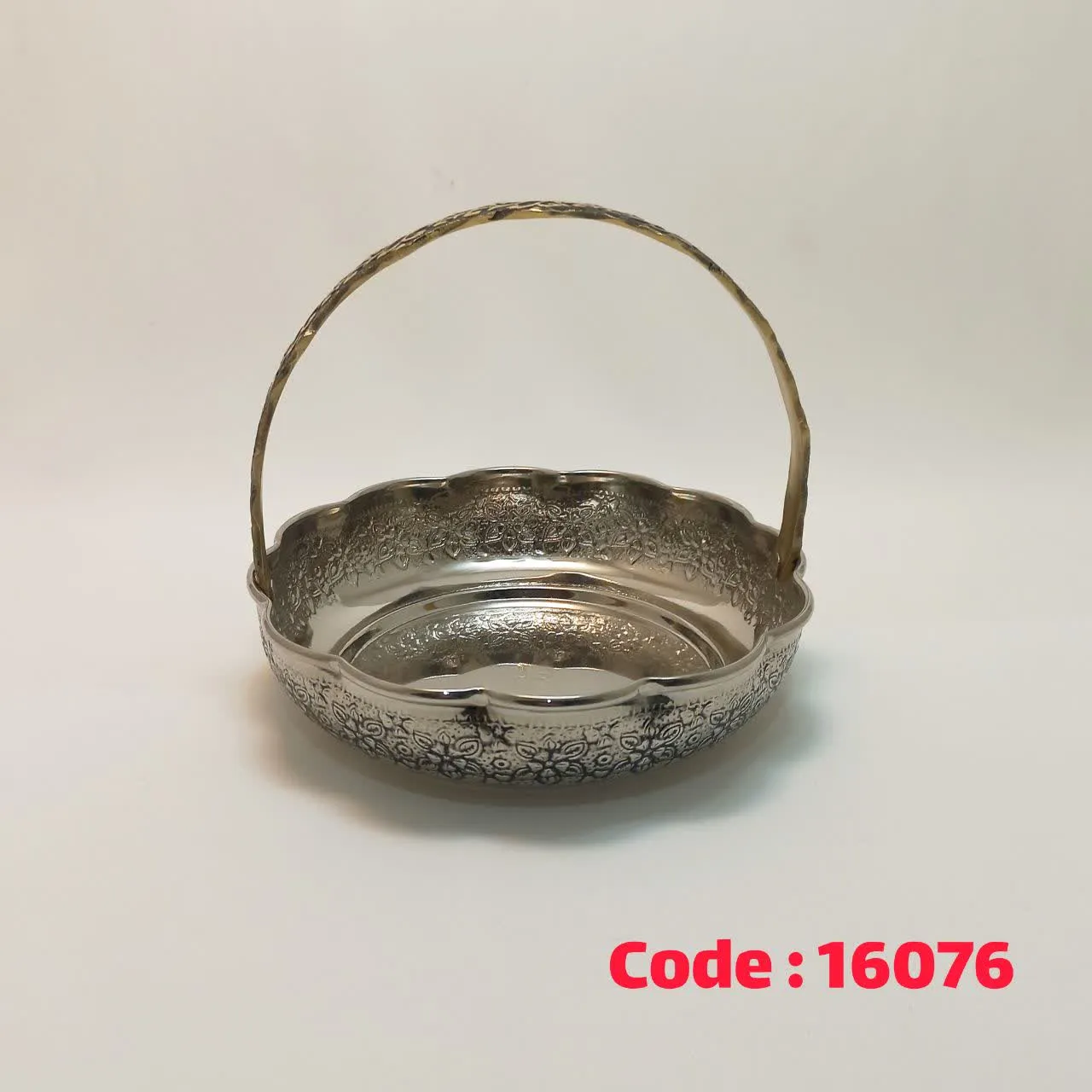 سبد دسته دار قلمکاری سفید دیبا 119007