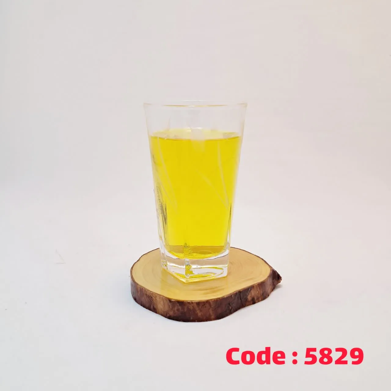 لیوان بلند ستاره تراش گلدار چین 